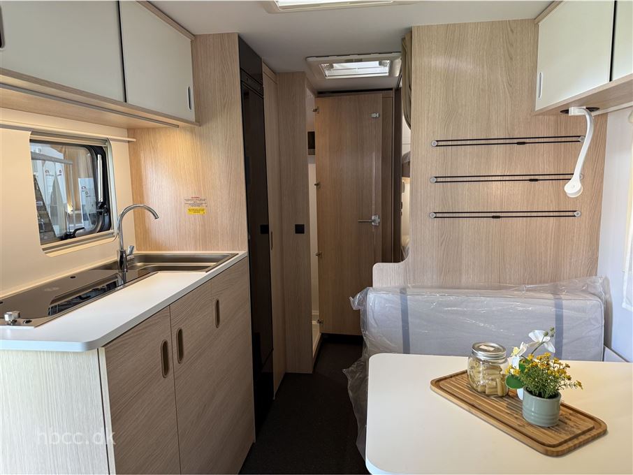 Adria Aviva 522 PT 3 køjer
